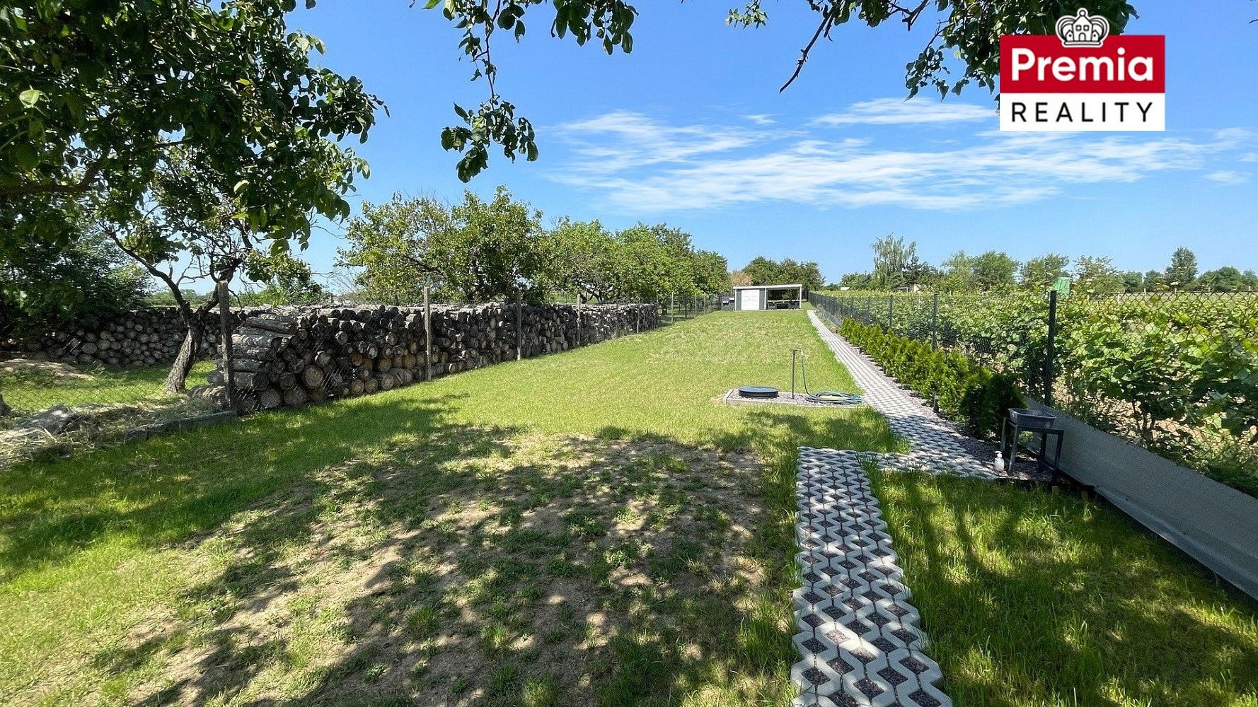 Zahrada, 929 m²