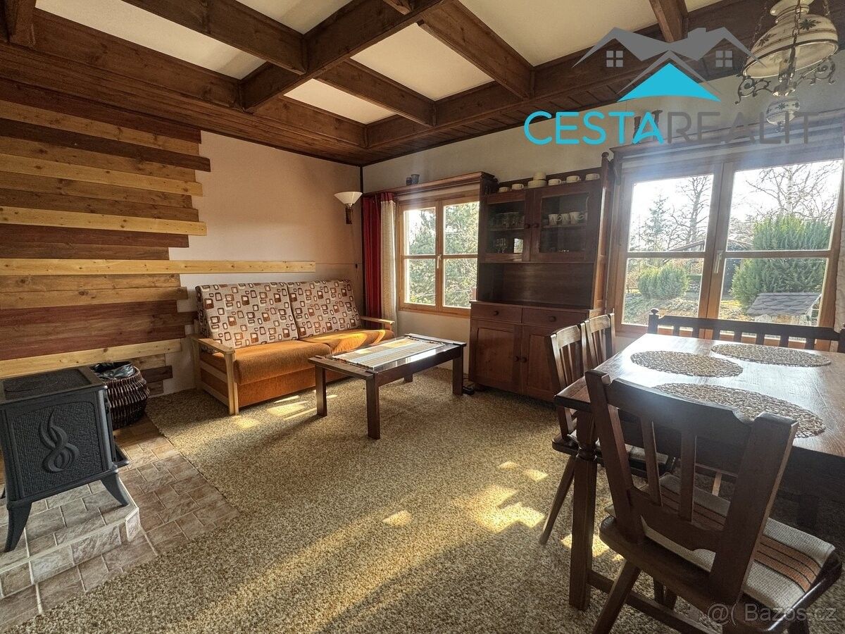 Rodinné domy, Šumná, 671 02