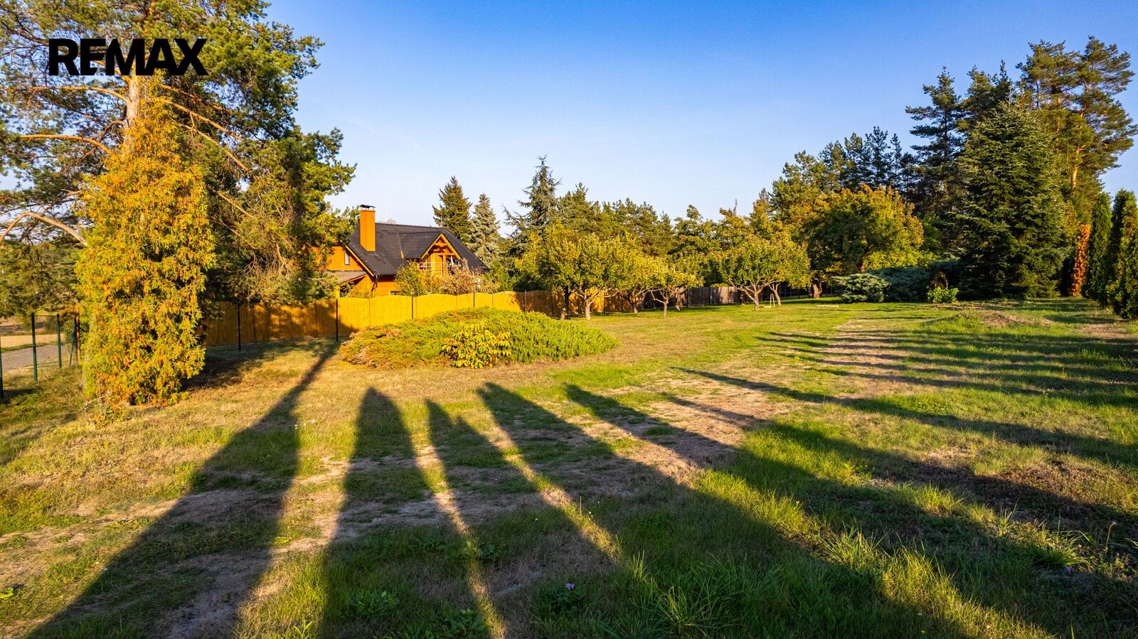 Prodej pozemek pro bydlení - K Luckému mlýnu, Mníšek pod Brdy, 1 982 m² - 2