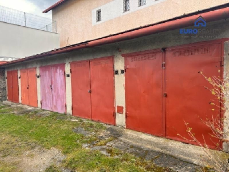 Prodej garáž - Dvořákova, Mariánské Lázně, 15 m²