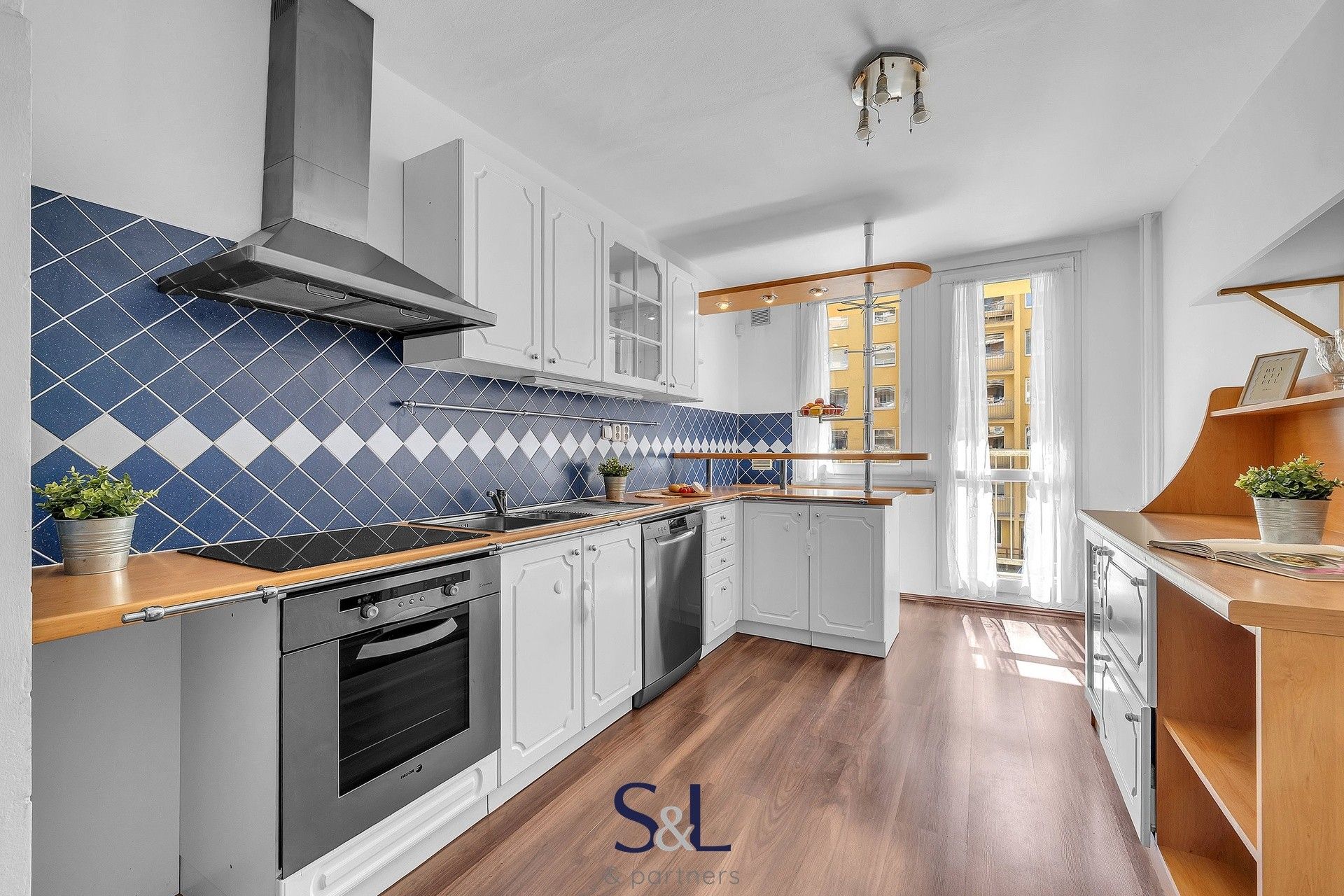 3+1, Sartoriova, Praha, 108 m²