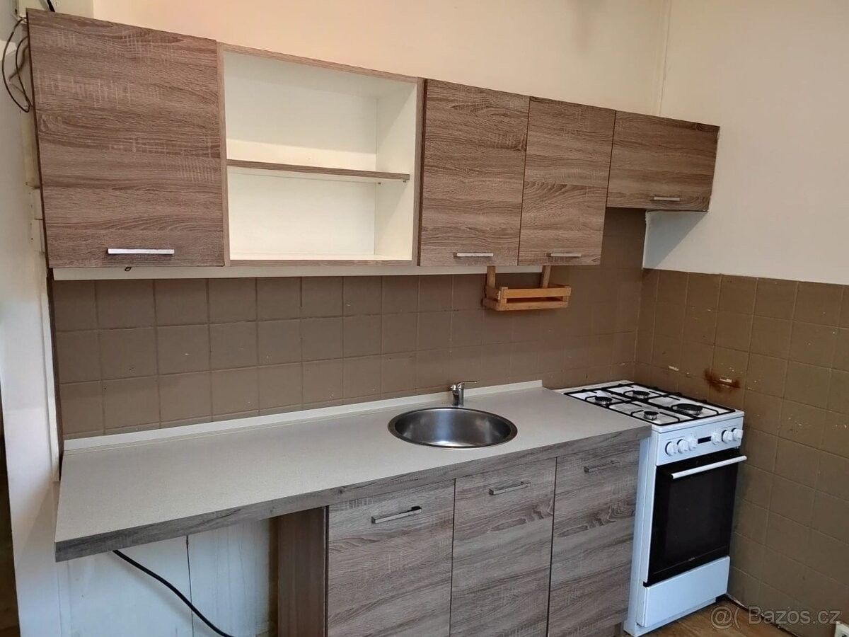 Pronájem byt - Kadaň, 432 01