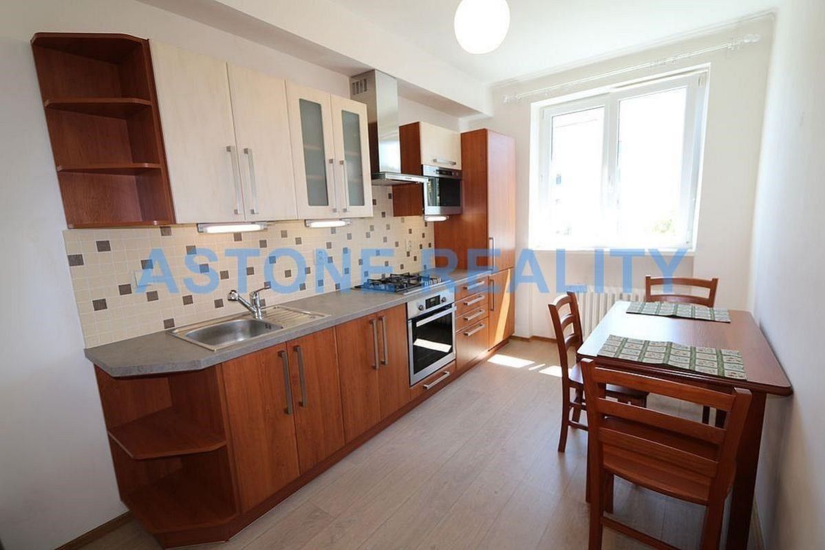 1+1, Na dlouhém lánu  , Praha, 43 m²