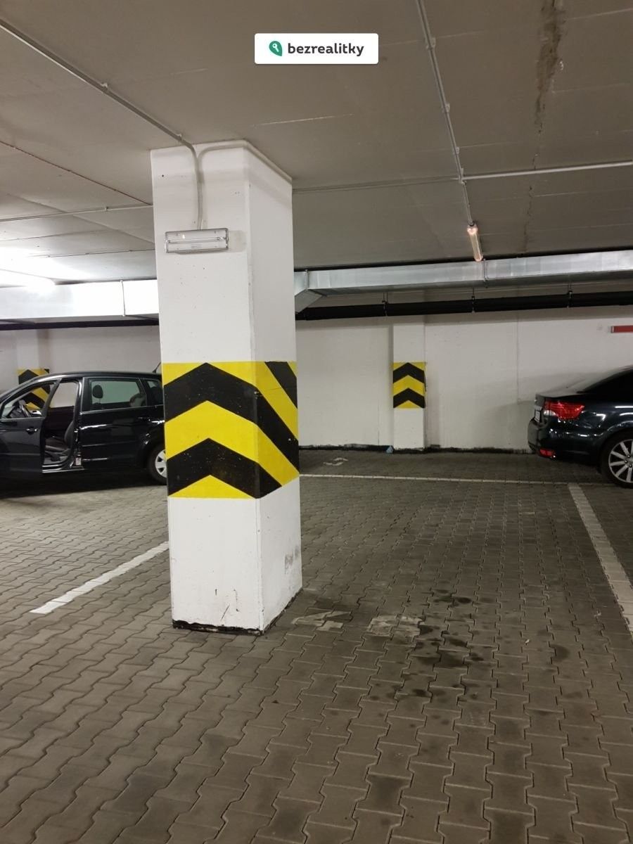 Garáže, Černochova , Praha, 21 m² - 1
