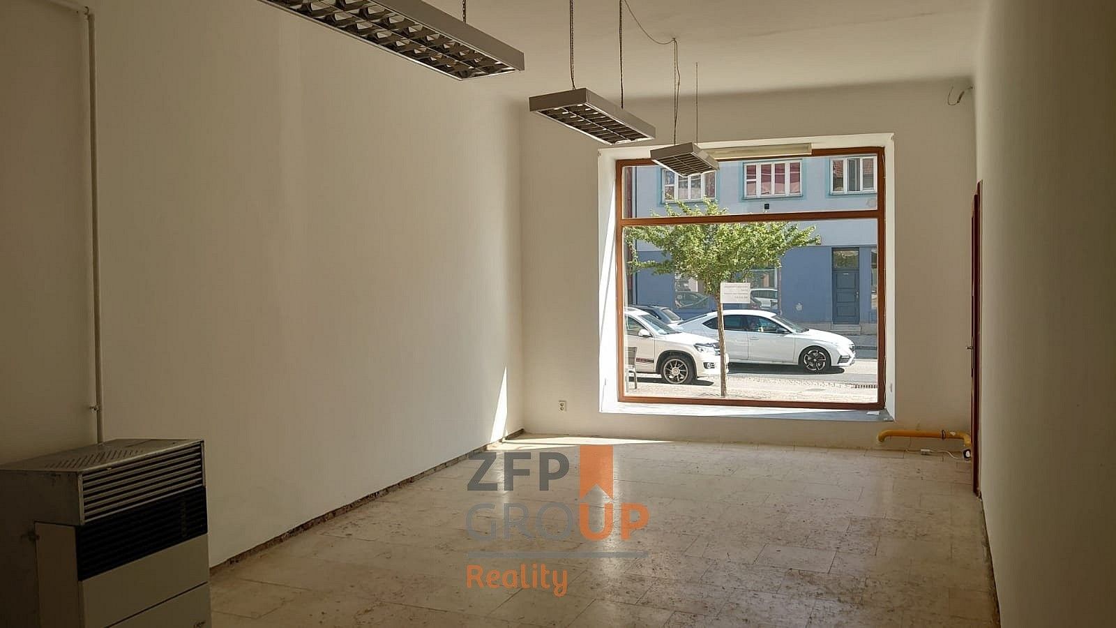 Obchodní prostory, nám. ČSA, Moravské Budějovice, okres Třebíč, 47 m² - 2