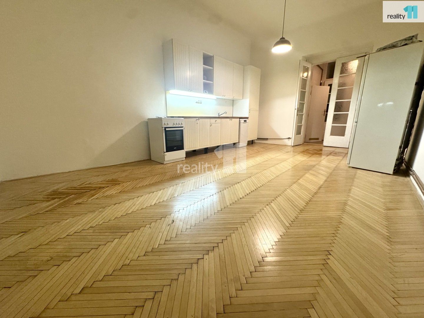 Pronájem byt 2+kk - Na hrázi, Praha, 48 m²