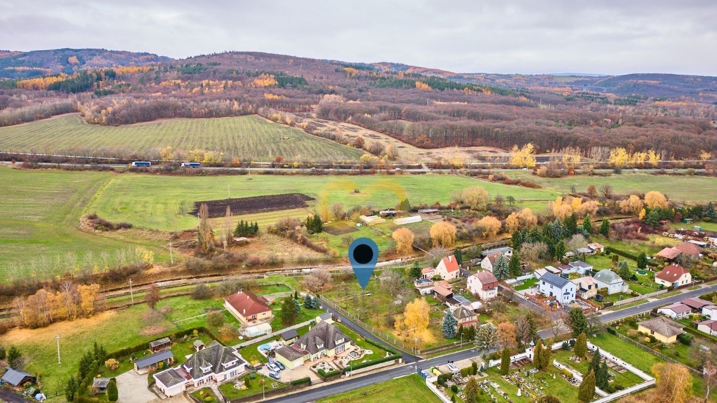 Prodej pozemek pro bydlení - Černovice, 901 m²