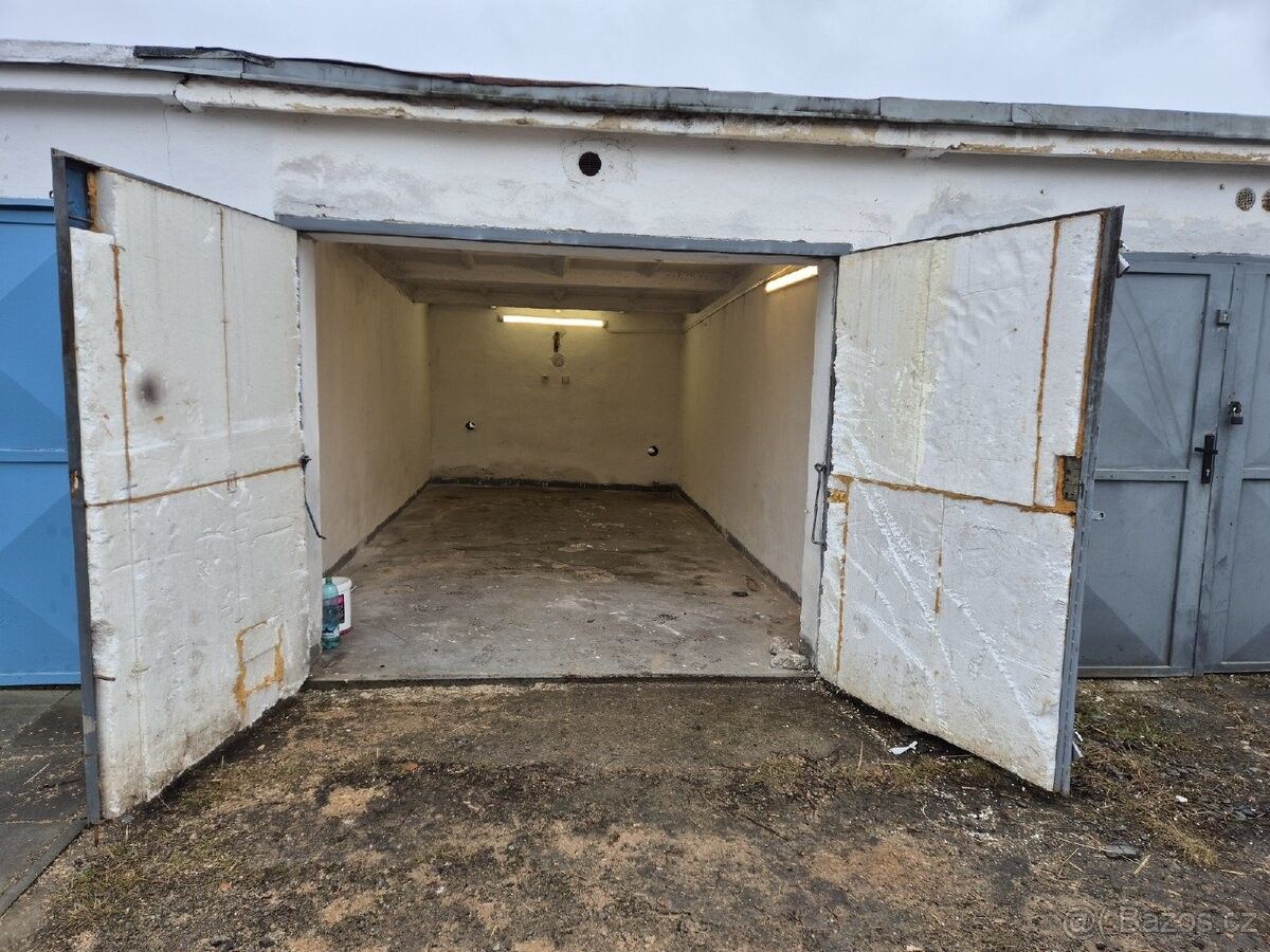 Pronájem garáž - České Budějovice, 370 04