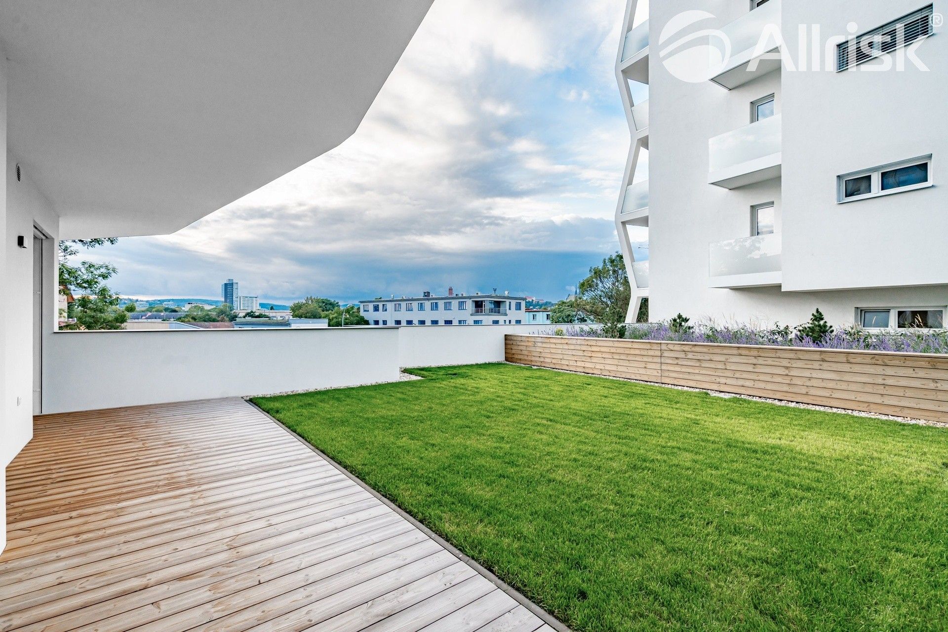 3+kk, Komárovská, Brno, 164 m²