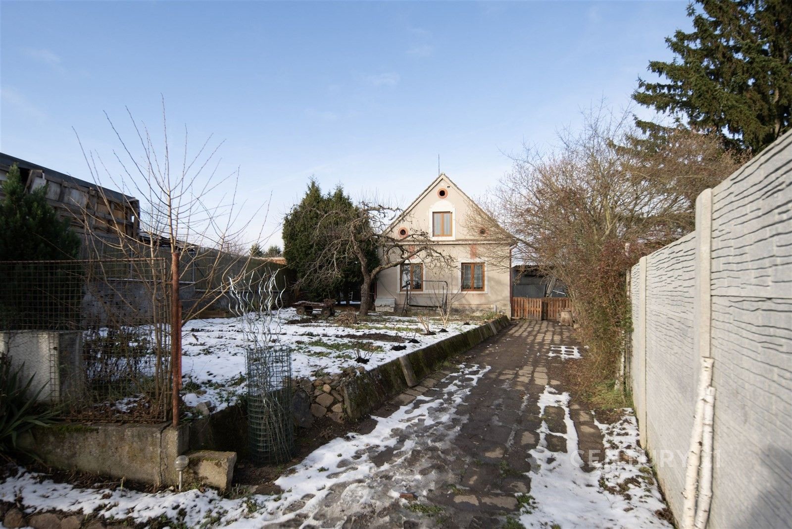 Prodej rodinný dům - Pod Nádražím, Chrást, 60 m²