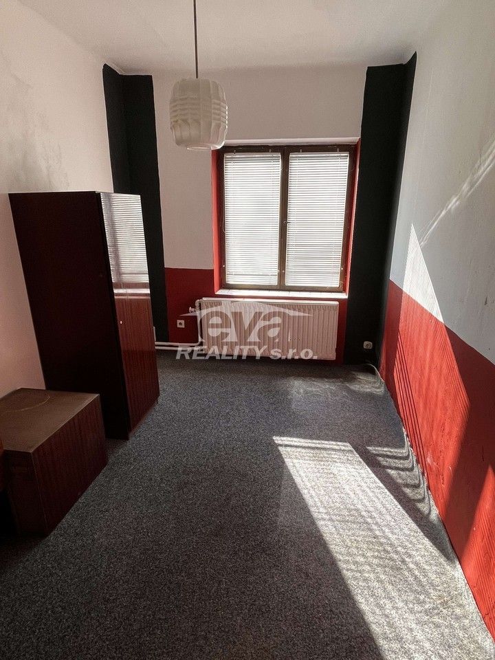 Rodinný dům · 105 m² · Pod akáty, Praha - 3