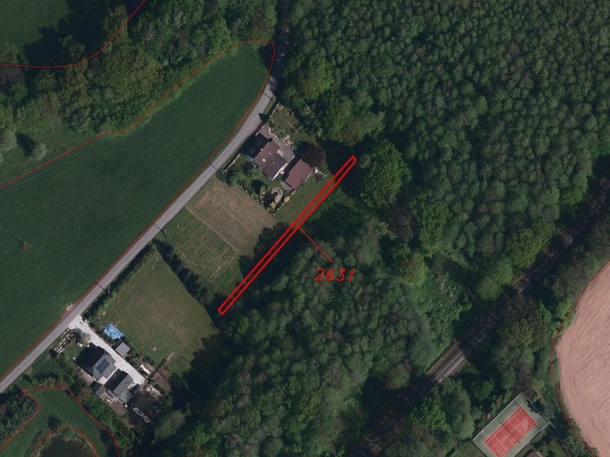 Louka, 225 m²