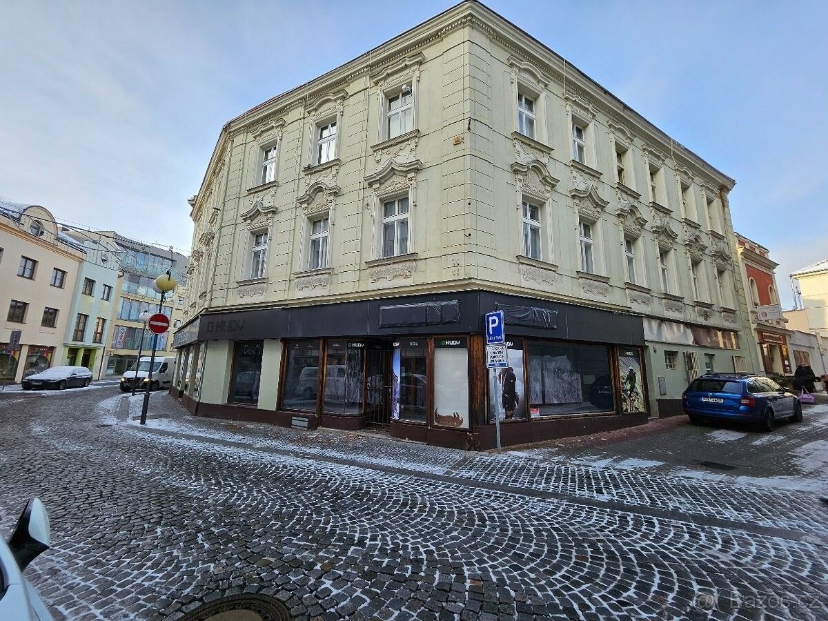 Pronájem obchodní prostory - Mladá Boleslav, 293 01, 98 m²