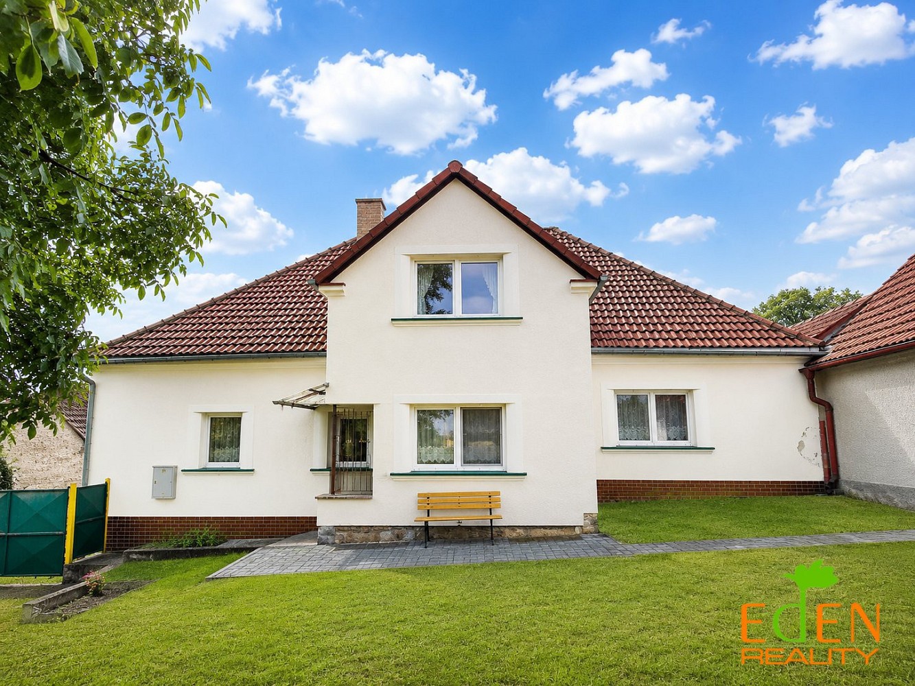 Rodinné domy, Kasejovice, okres Plzeň-Jih, 175 m²