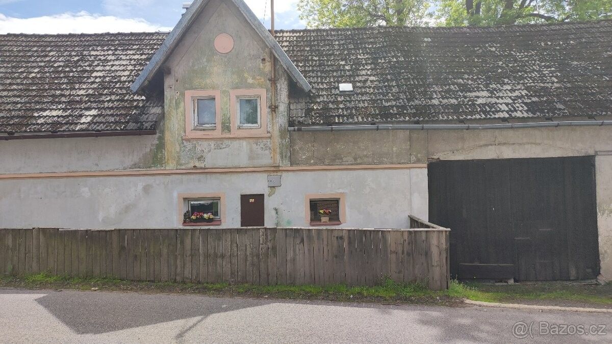 Rodinné domy, Velká Bukovina u Děčína, 407 29