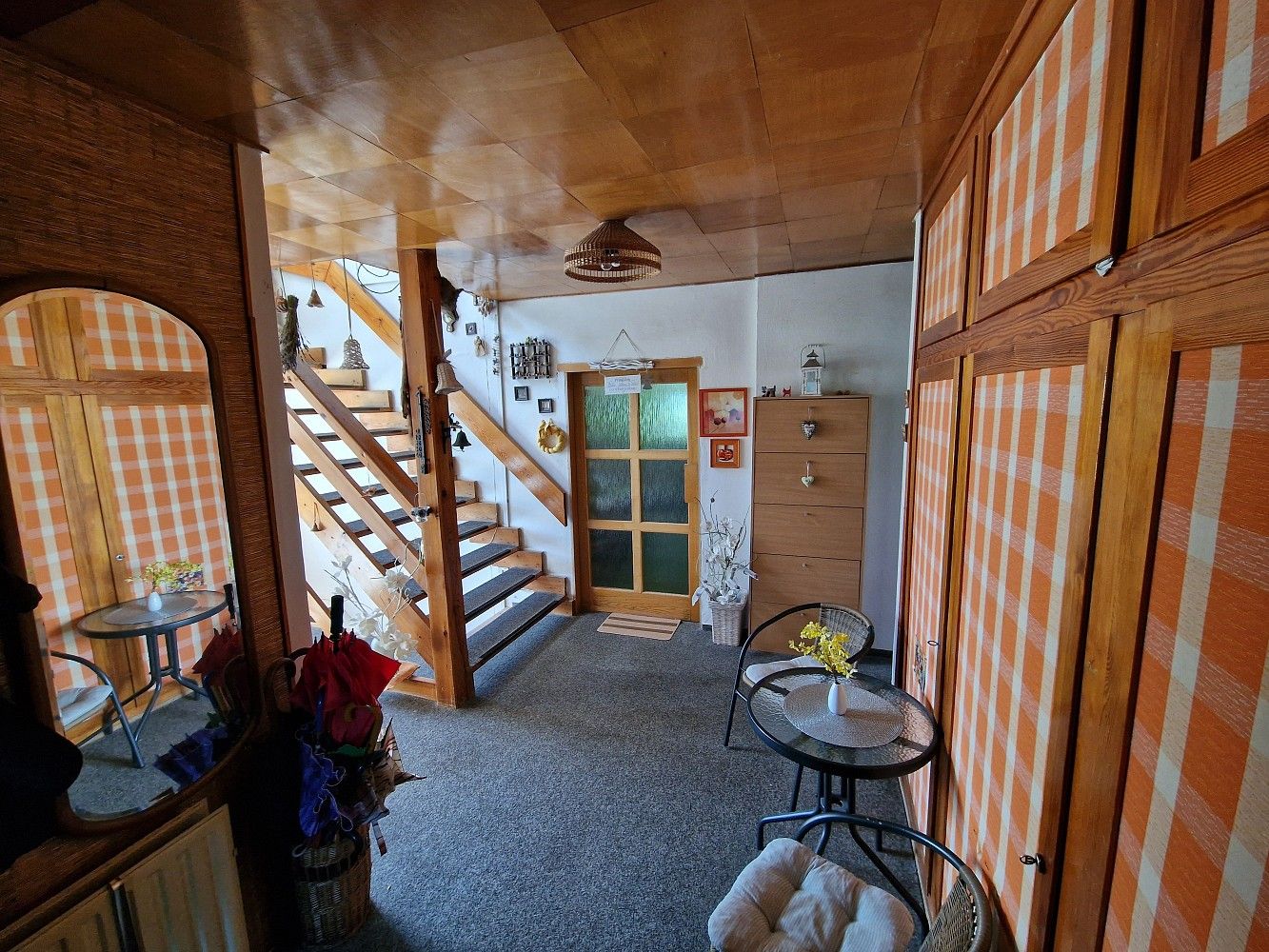 Vila · 312 m² · Nezvalova, Cheb - 3