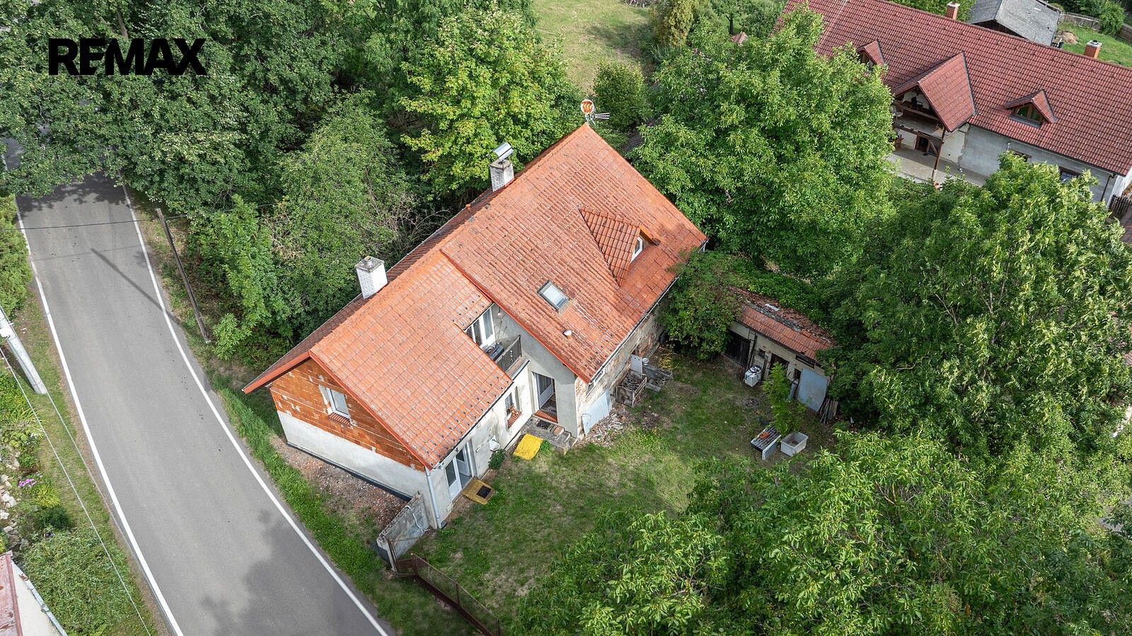 Rodinné domy, Struhařov - Býkovice, okres Benešov, Středočeský kraj, 202 m² - 1