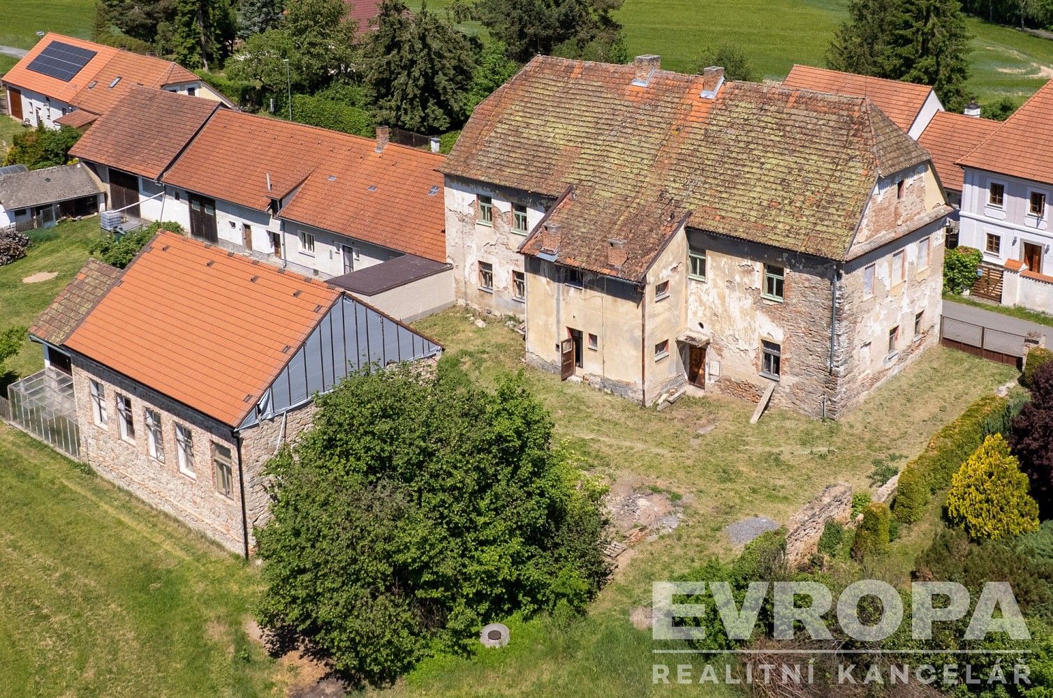 Prodej komerční - Uzeničky - Černívsko, okres Strakonice, Jihočeský kraj, 631 m² - 2