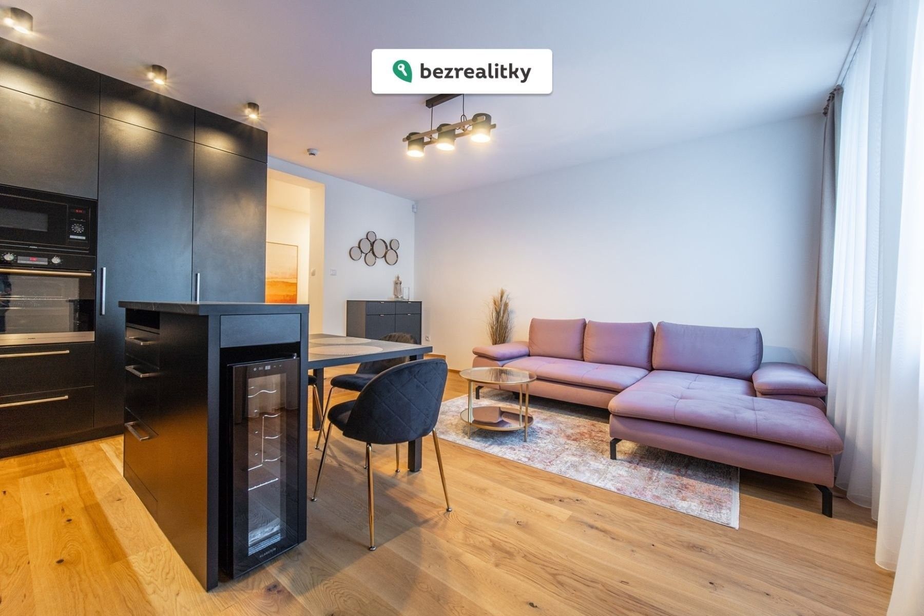 Prodej byt 2+kk - Perucká, Praha, 54 m²
