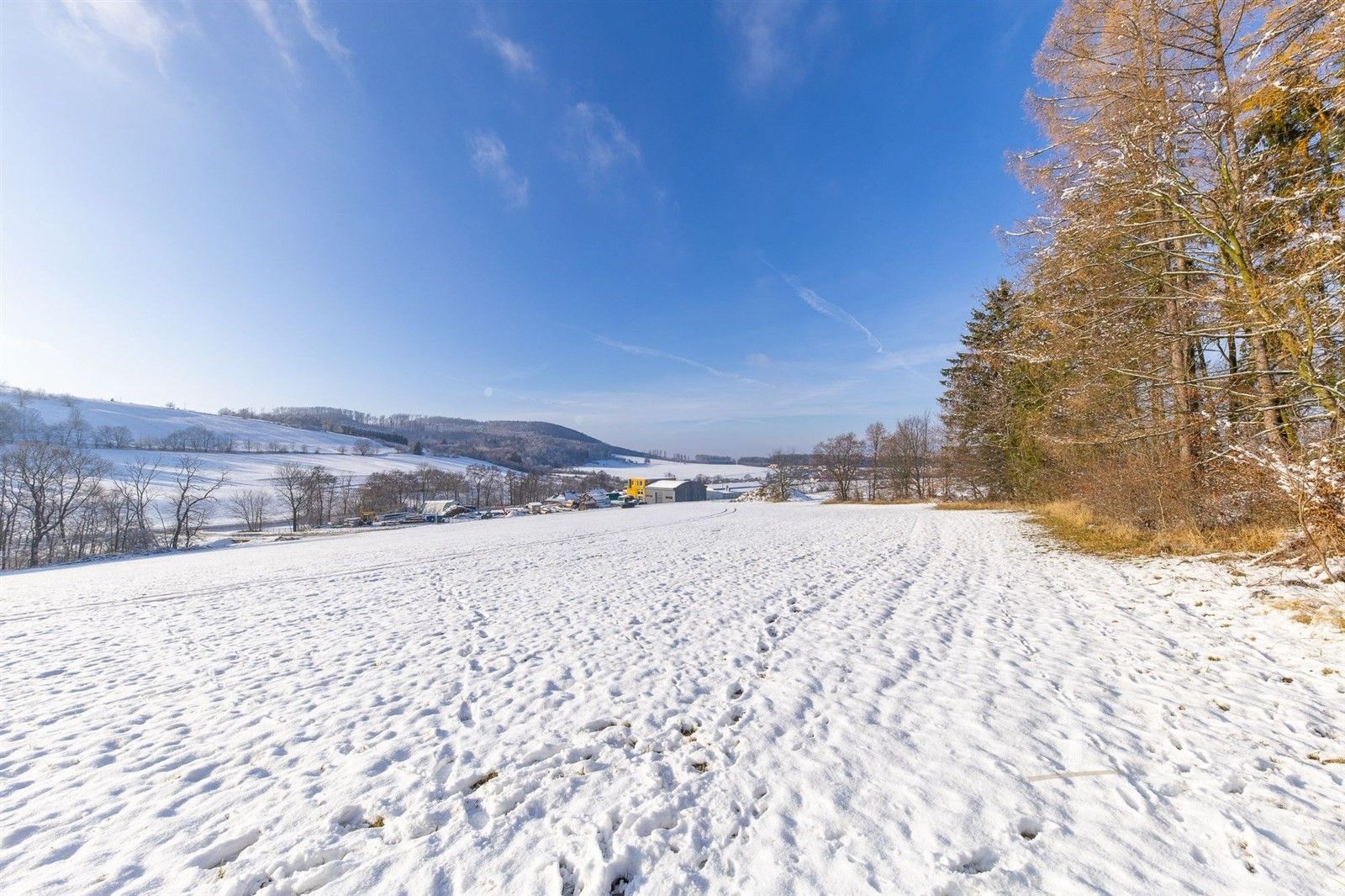 Komerční pozemky, Valchov