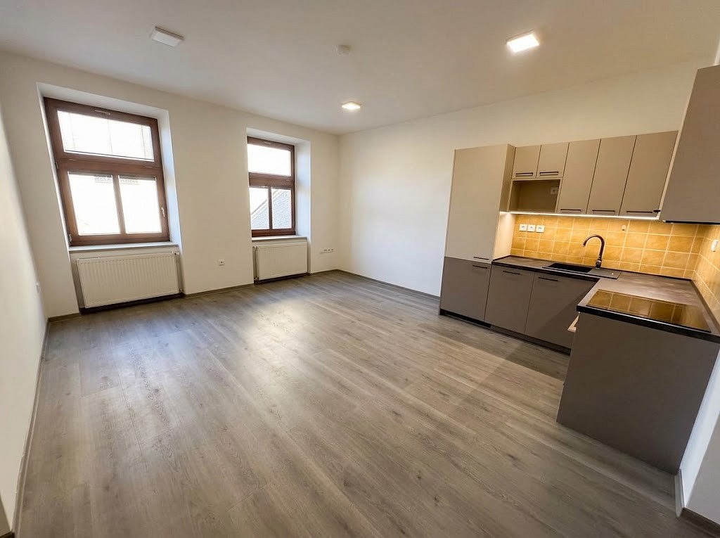 Byt 2+kk · 43,6 m² · Hýblova, Česká Třebová, okres Ústí nad Orlicí - 3