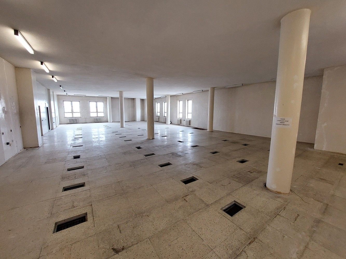 Sklad · 270 m² · Holešov, okres Kroměříž - 4
