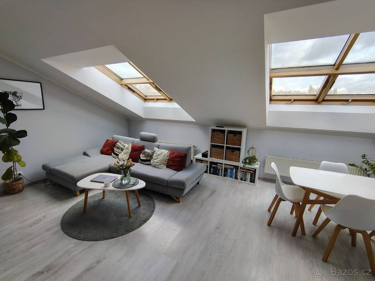 Prodej byt - Praha, 130 00