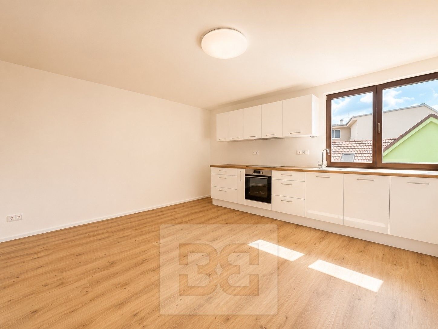2+1, Nová ulice, Střelice, 72 m²