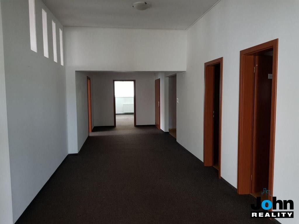 Pronájem kancelář - Maxima Gorkého, Most, 200 m²