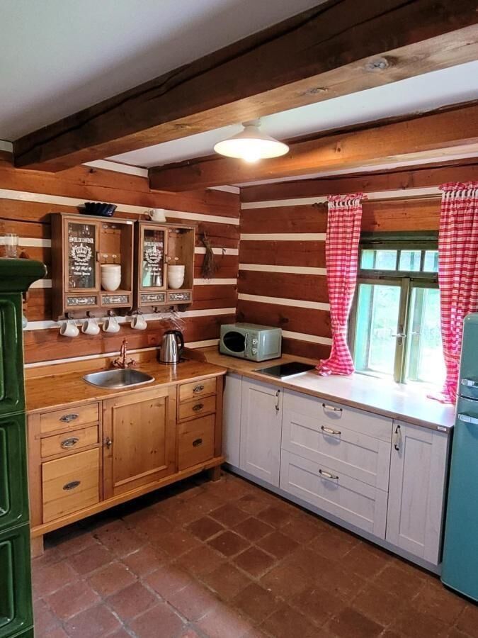 Pronájem rodinný dům - Hrachovice, Mírová pod Kozákovem, 140 m²