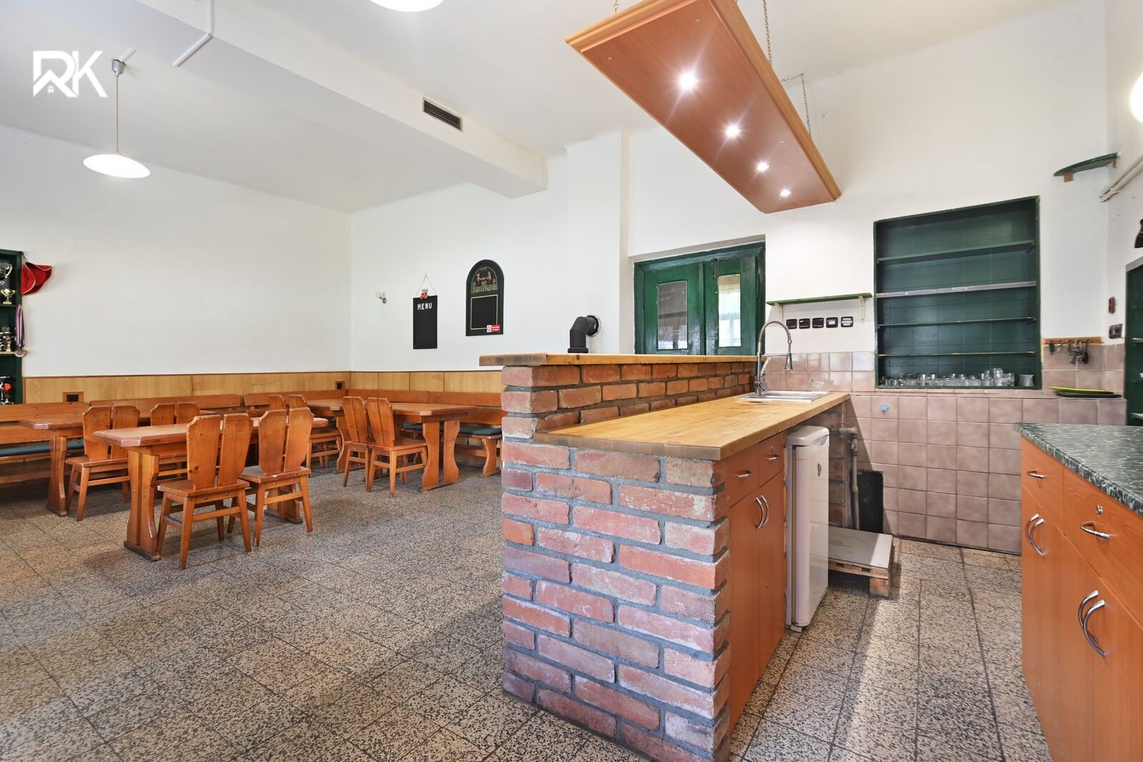 Rodinné domy, Legerovo nám., Nová Ves I Ohrada, 470 m² - 2