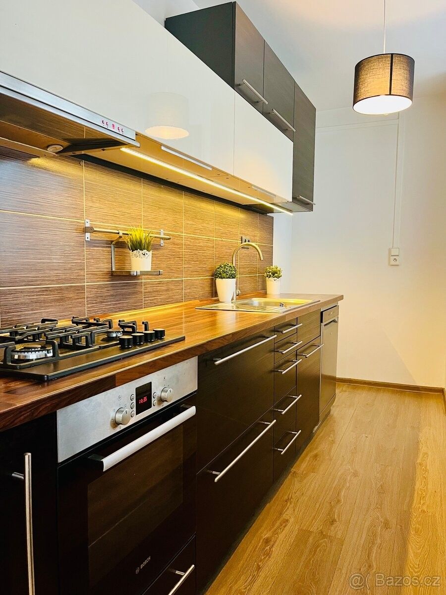 Prodej byt - Ostrava, 700 30