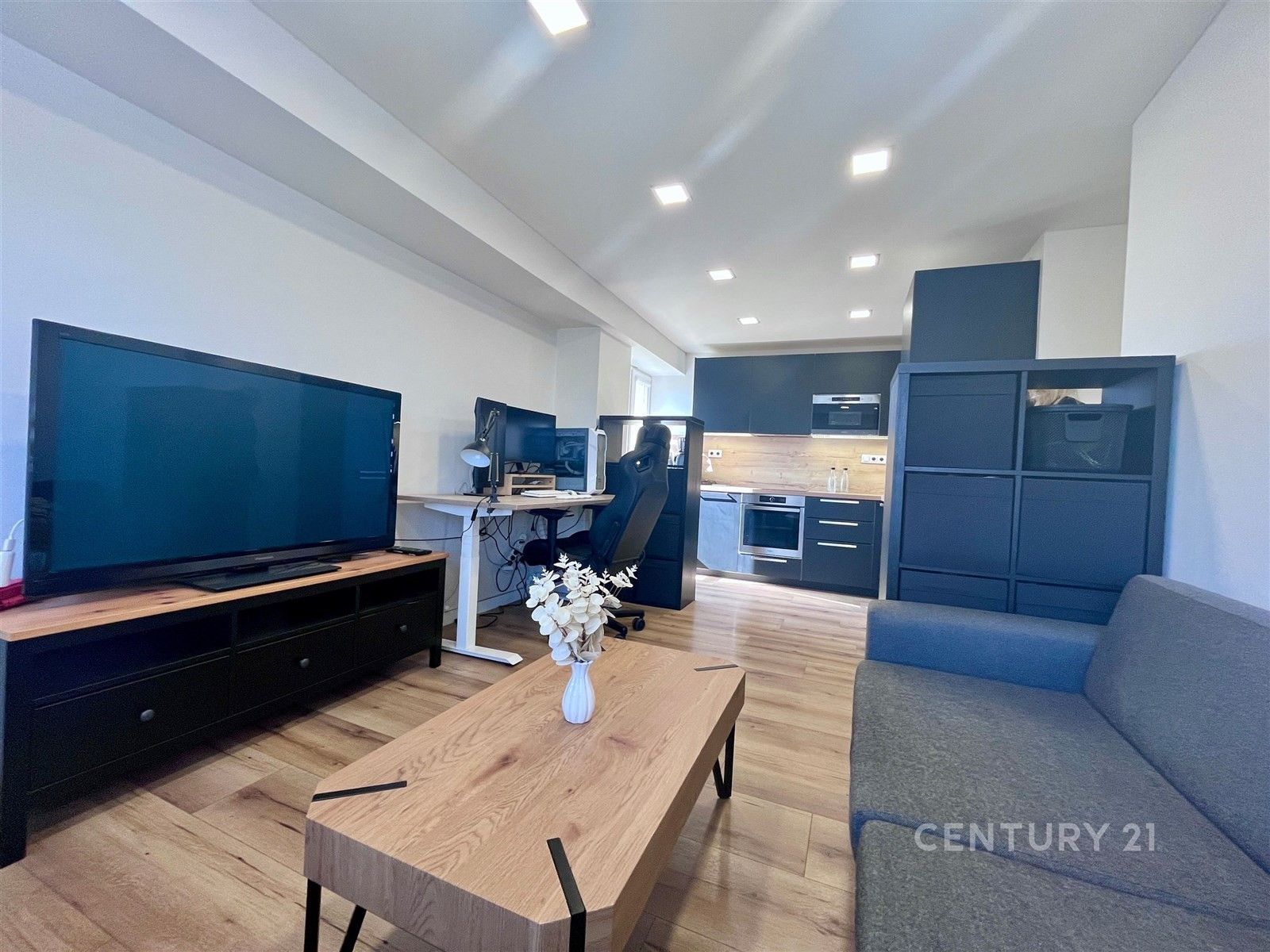 Prodej byt 2+kk - Svojsíkova, Ostrava Poruba, 44 m² - 2