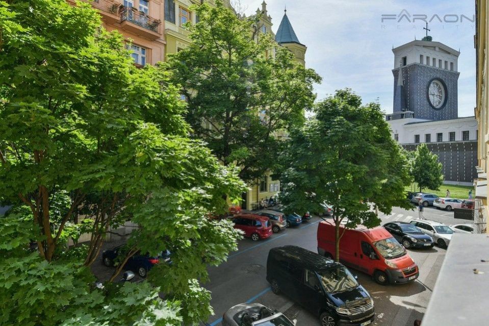 3+kk, náměstí Jiřího z Poděbrad, Praha, 92 m² - 2