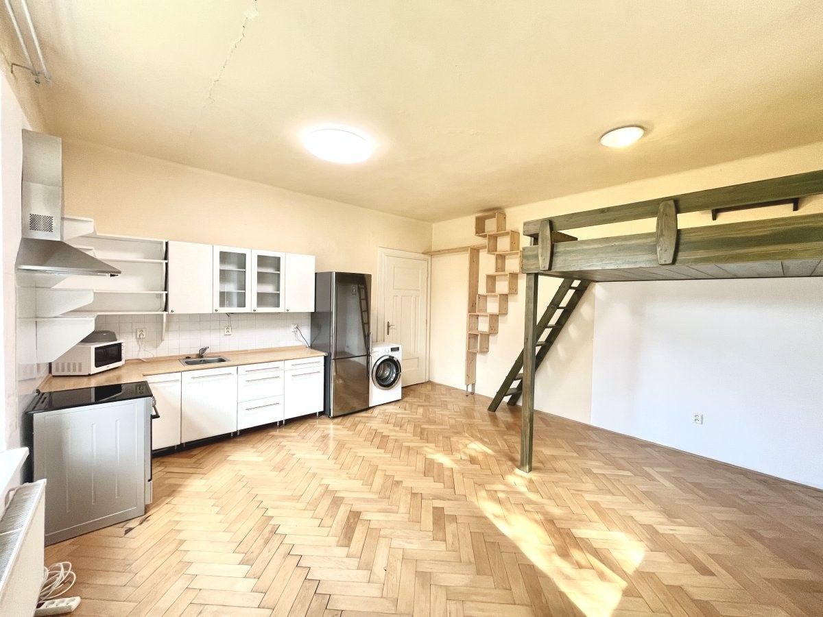 2+kk, Vojanova, Liberec, 49 m²