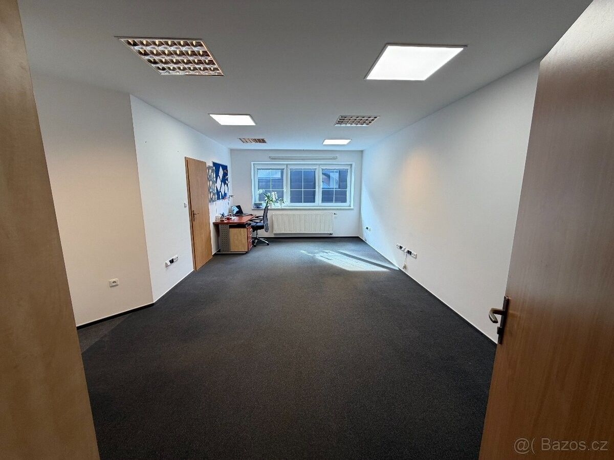 Kanceláře, Rožnov pod Radhoštěm, 756 61