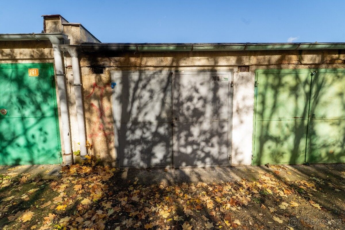 Prodej garáž - Slaný, 274 01