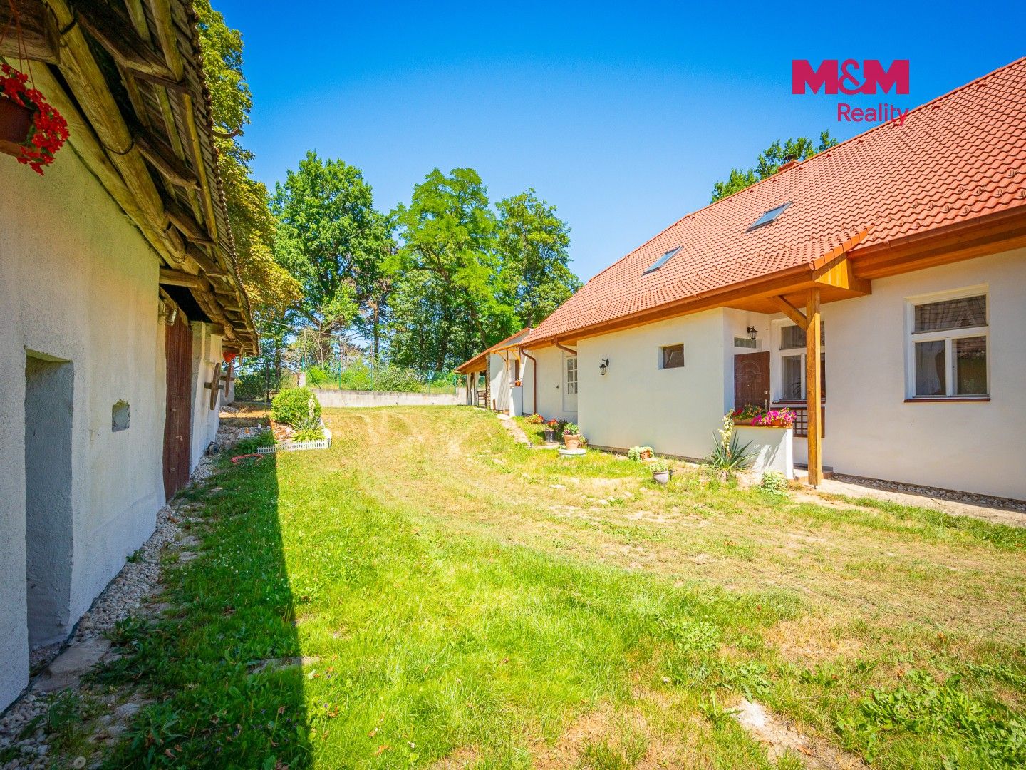 Prodej rodinný dům - Petrovice, Miličín, 360 m² - 5