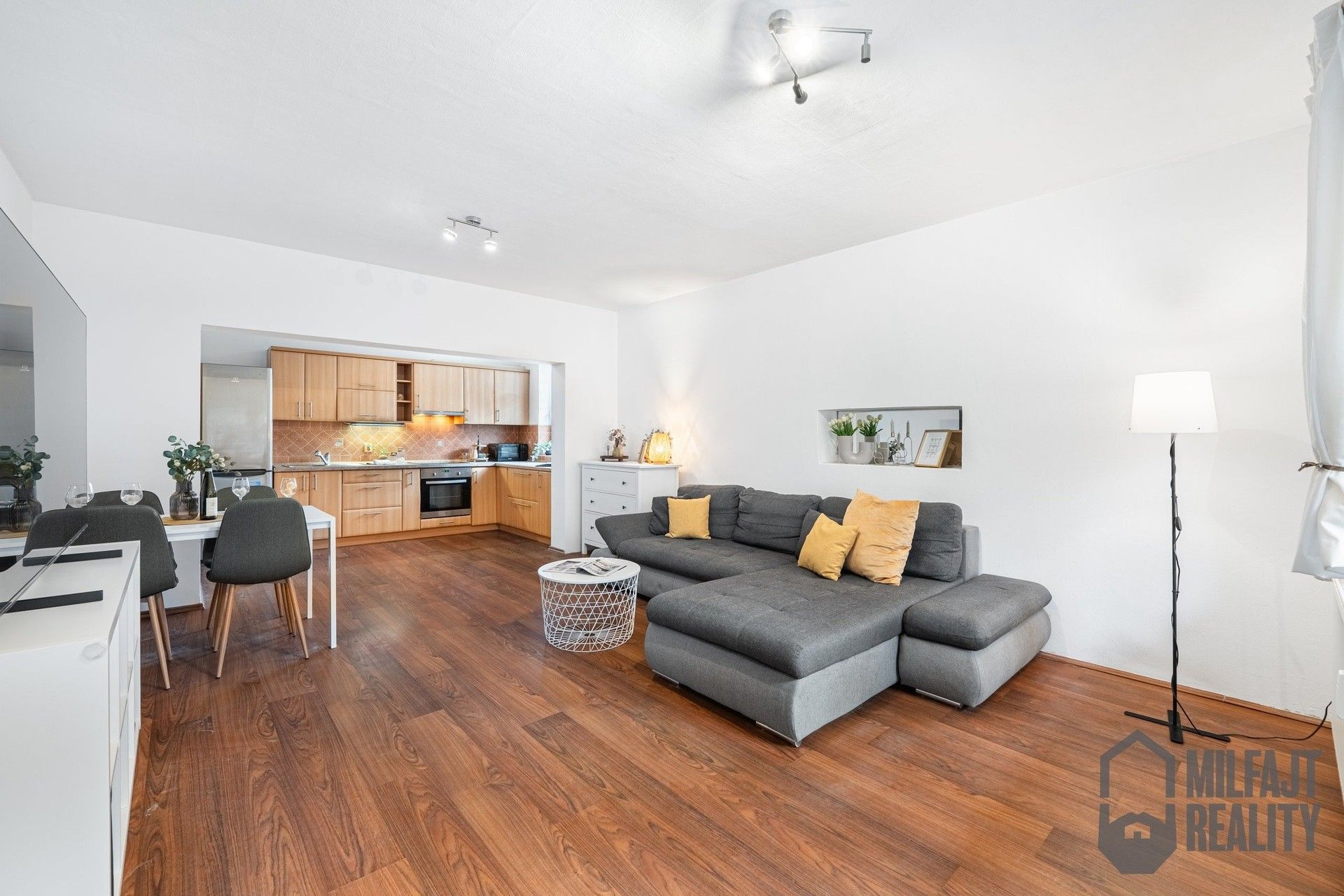 2+kk, Křišťálová, Turnov, 60 m²