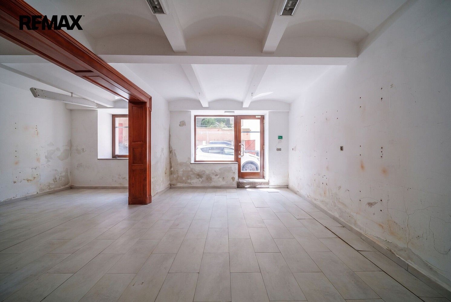 Obchodní prostory, 160 m²