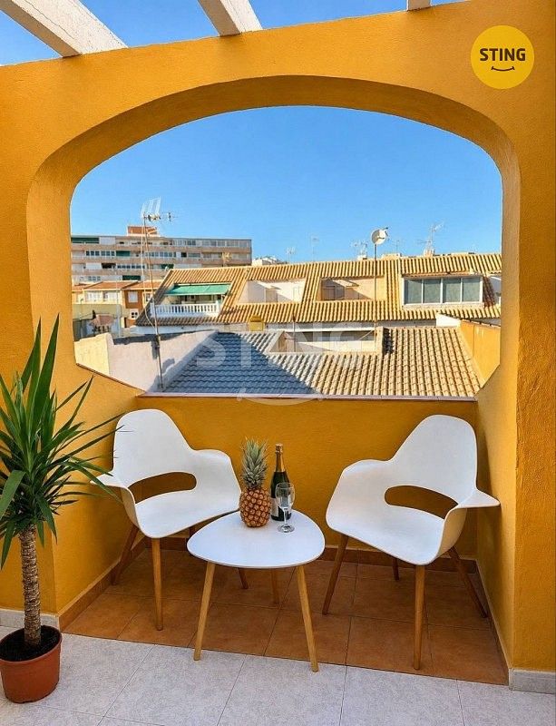 Prodej rodinný dům - Torrevieja, ES, 100 m² - 2