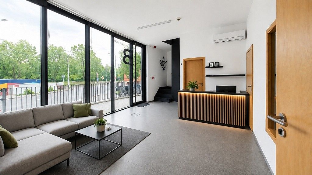 Obchodní prostory, 161 m²