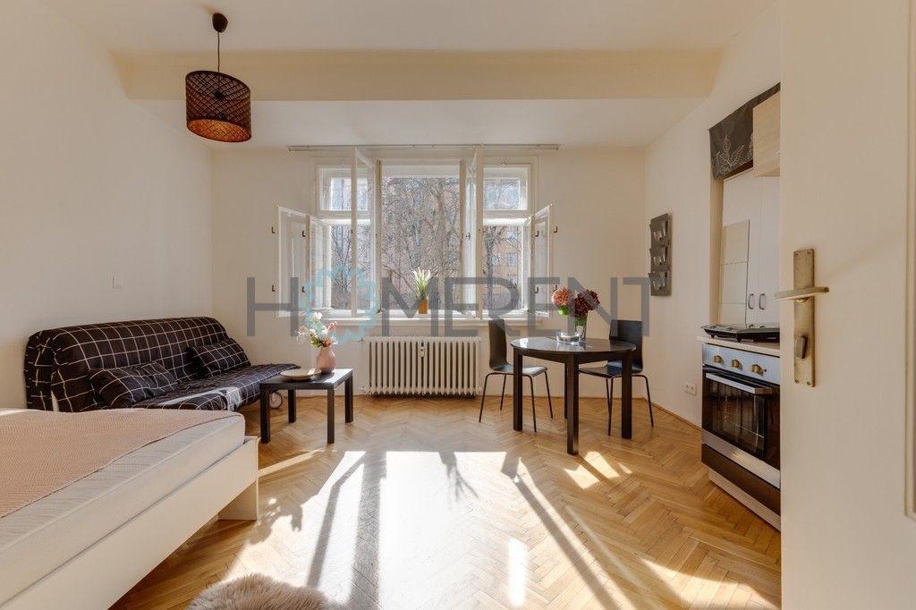 Pronájem byt - Praha, 140 00