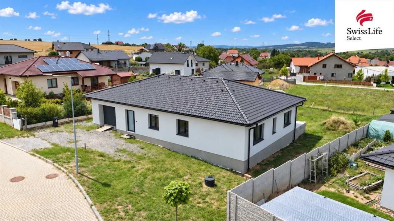 Prodej rodinný dům - Hradec, 153 m² - 1