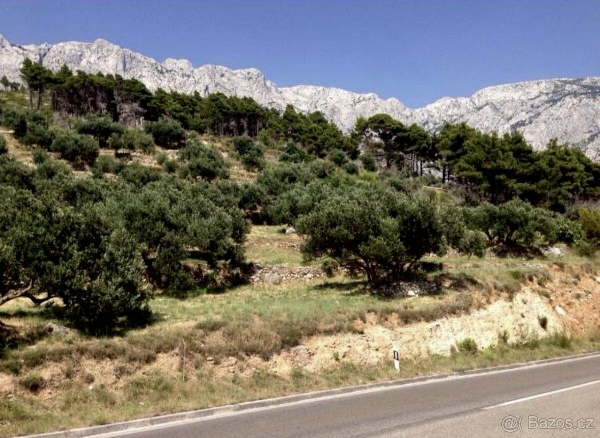 Prodej pozemek pro bydlení - Uherské Hradiště, 686 01