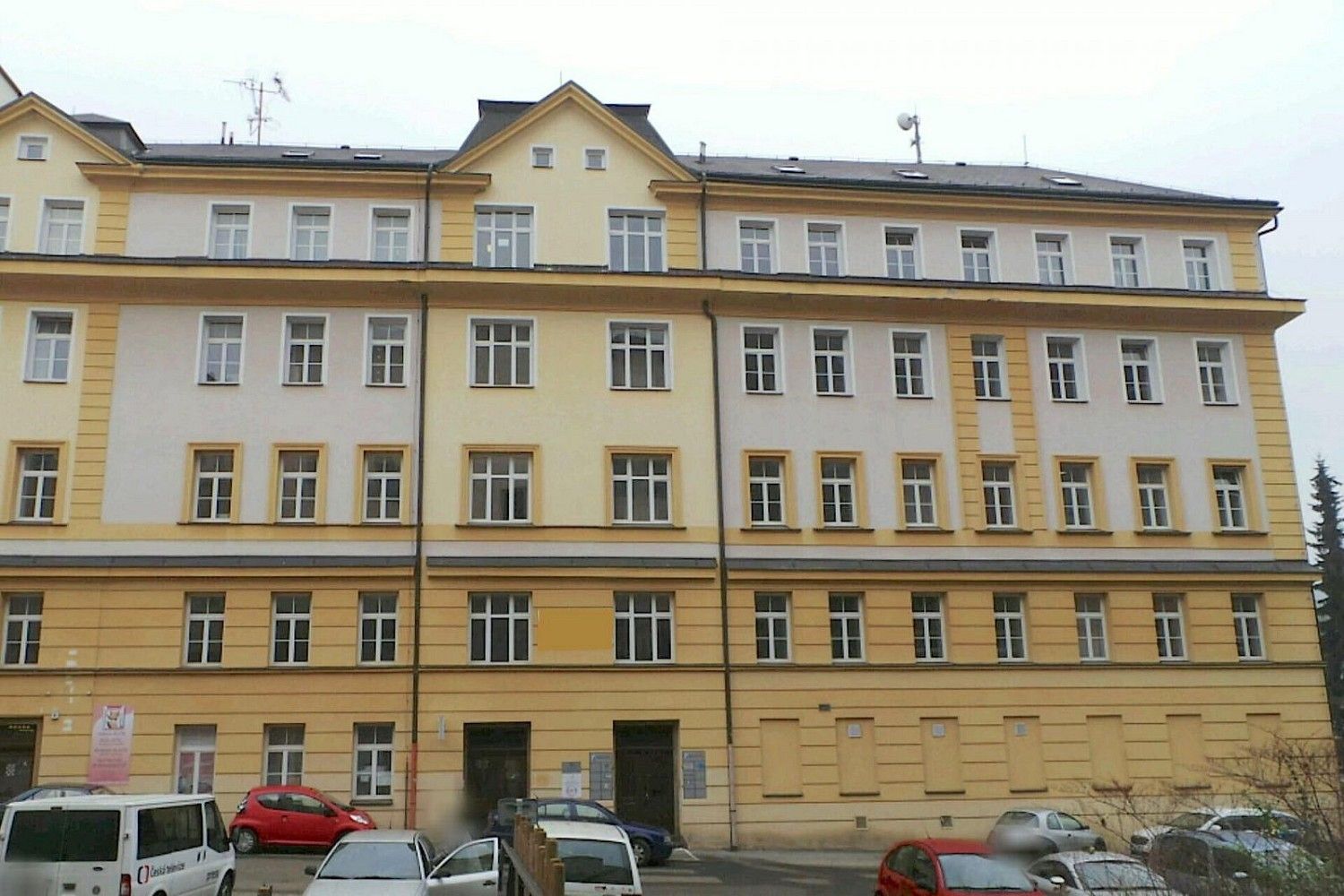 Kanceláře, Trutnov, 67 m² - 1