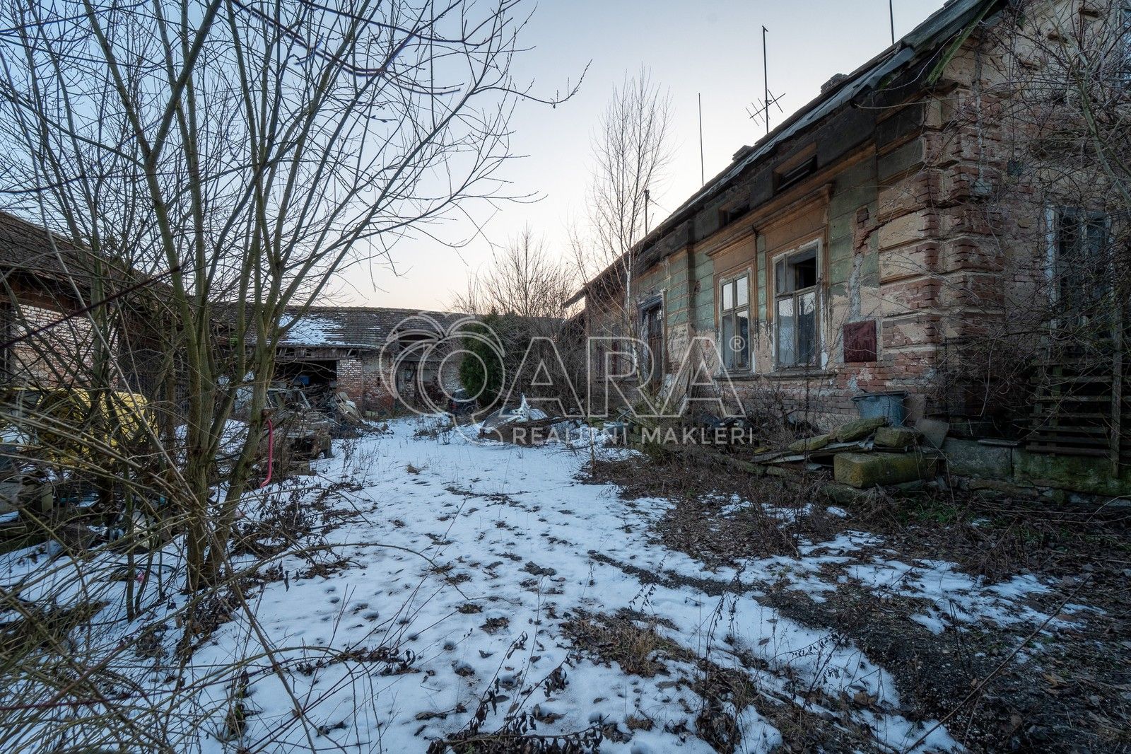 Prodej rodinný dům - Želkovice, Hořiněves, 441 m²