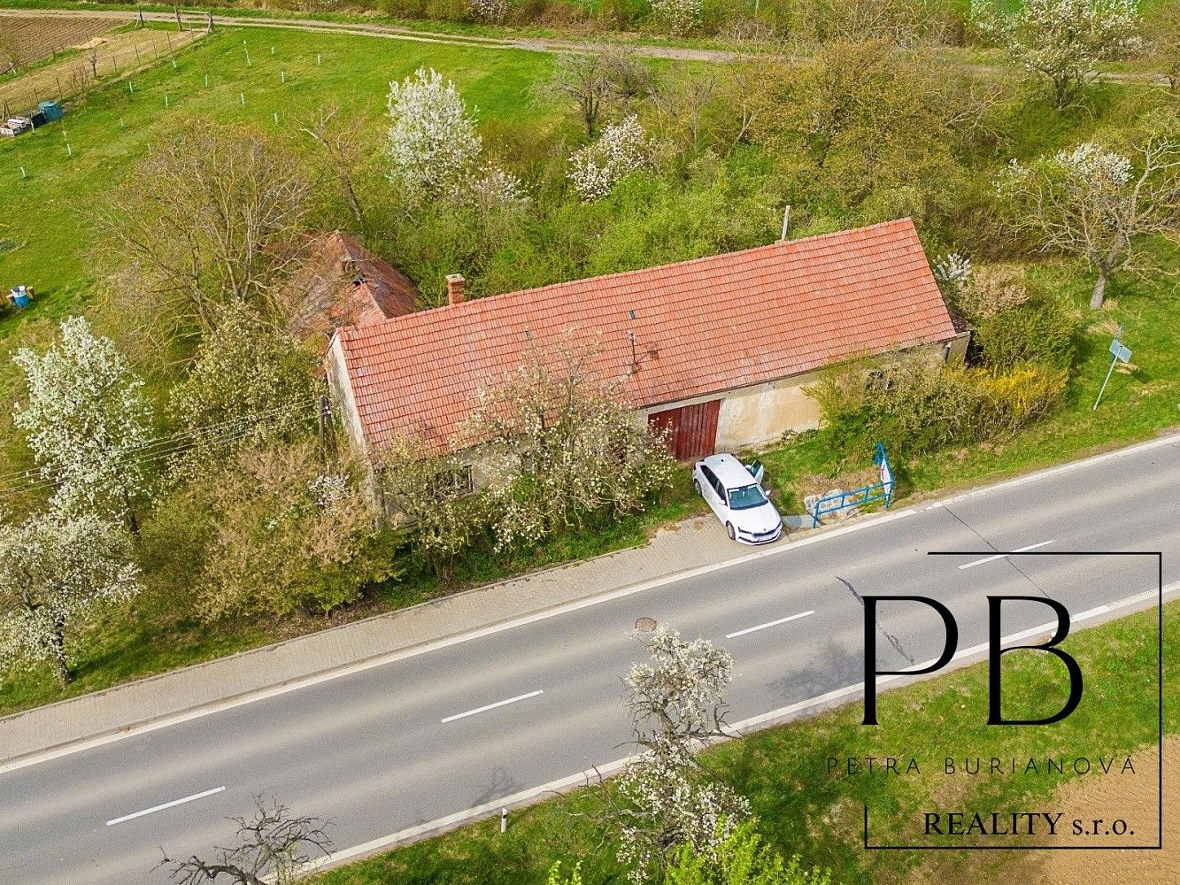 Pozemek pro bydlení, 3 823 m²