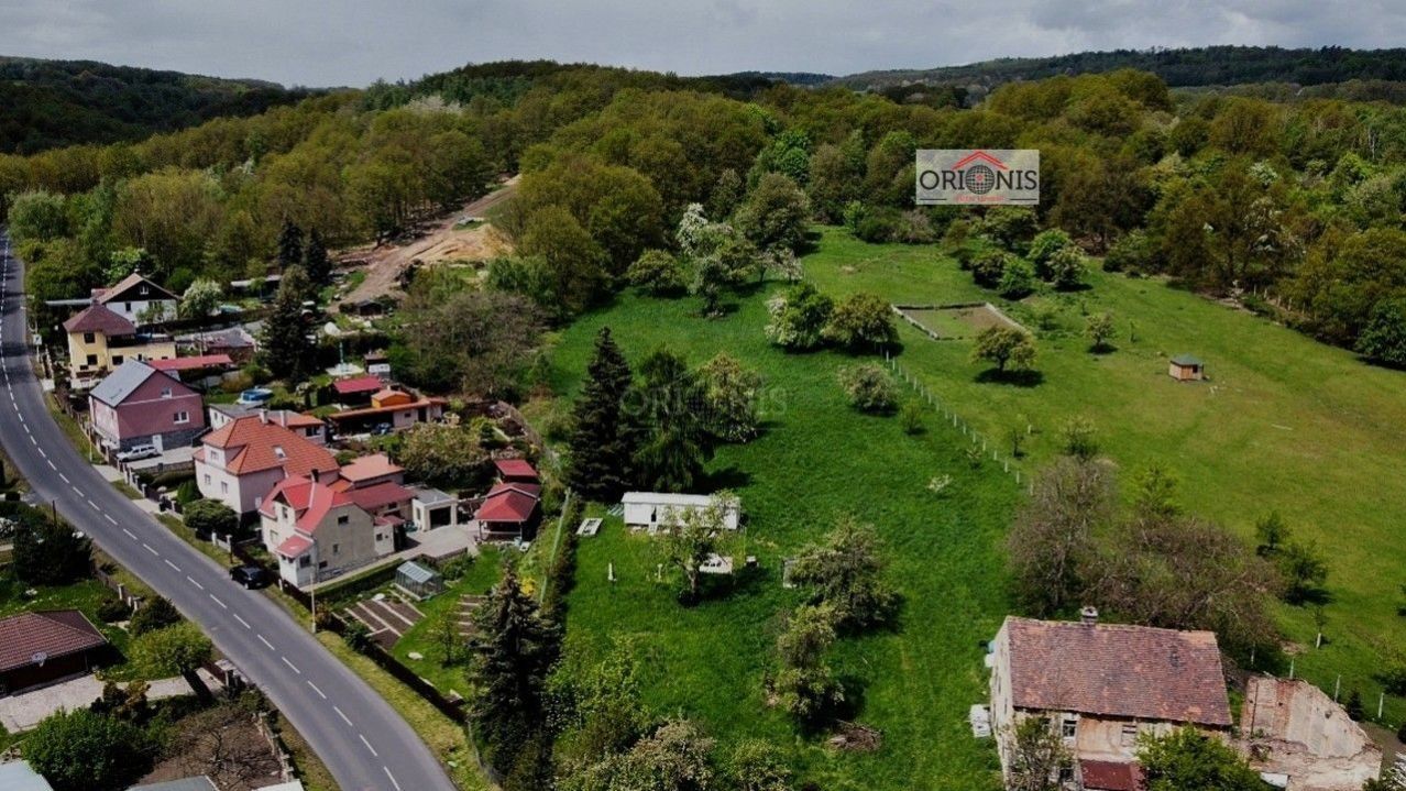 Pozemky pro bydlení, Březenec, Jirkov, 3 000 m²