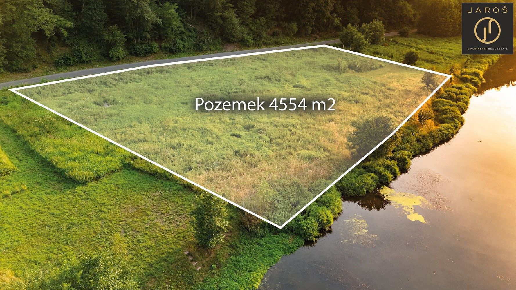 Louka, 4 554 m²